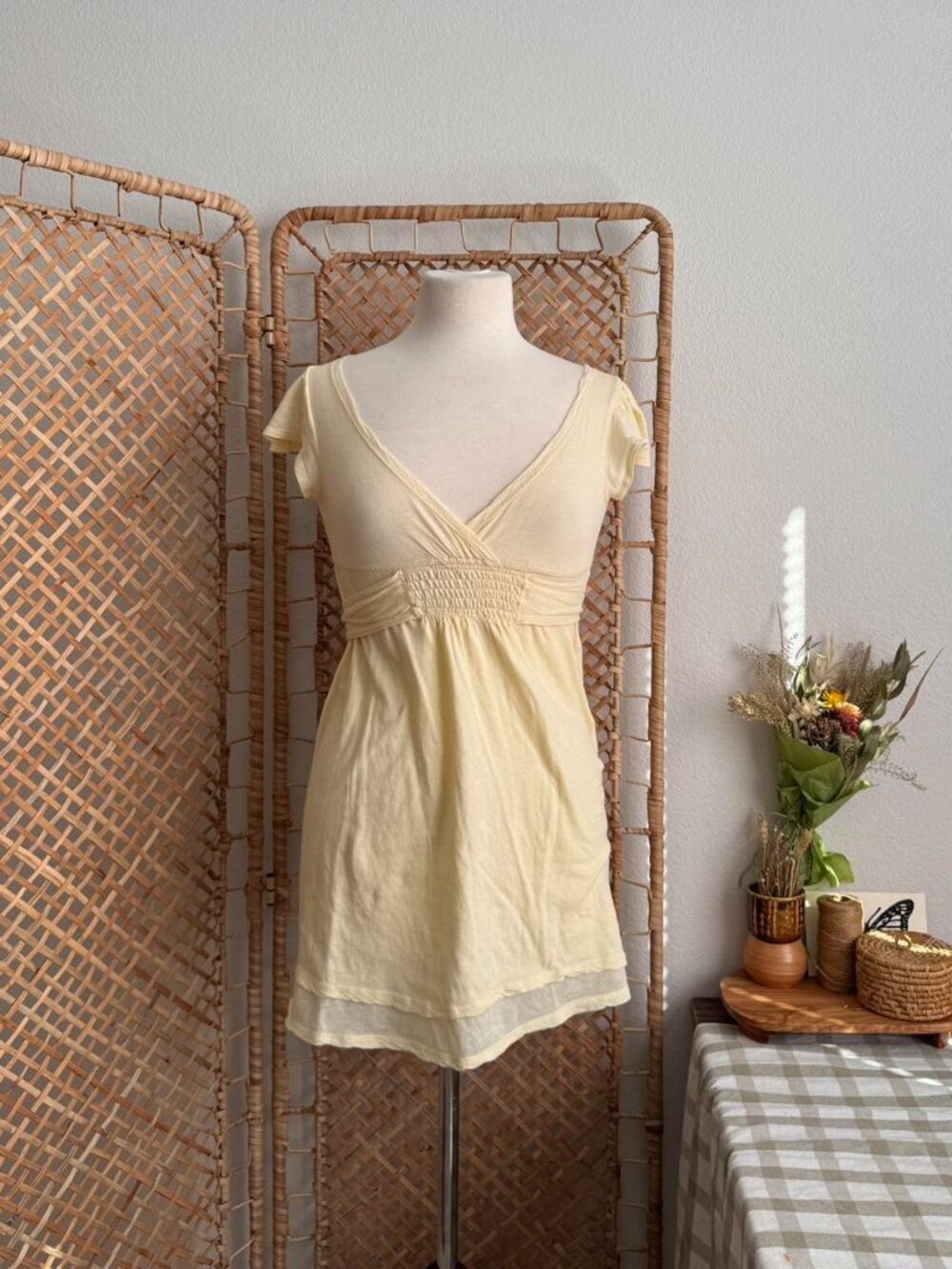 RARE Y2K Abercrombie & Fitch Butter Yellow Babydoll Tie-Back Mini Dress - Small - Picture 3 of 8